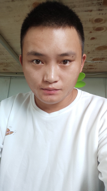 水里面的云呀的第一张照片--金门征婚网