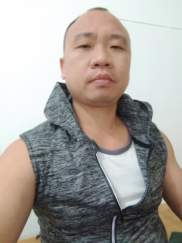 whm的第一张照片--金门征婚网