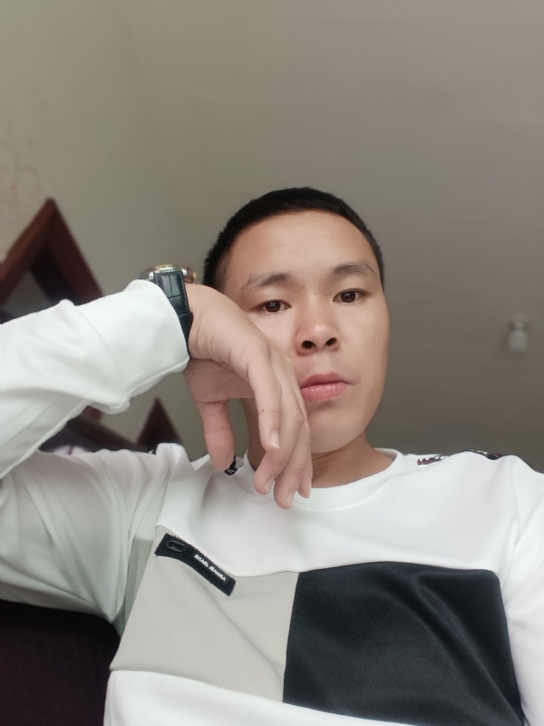 冷漠的第一张照片--金门征婚网