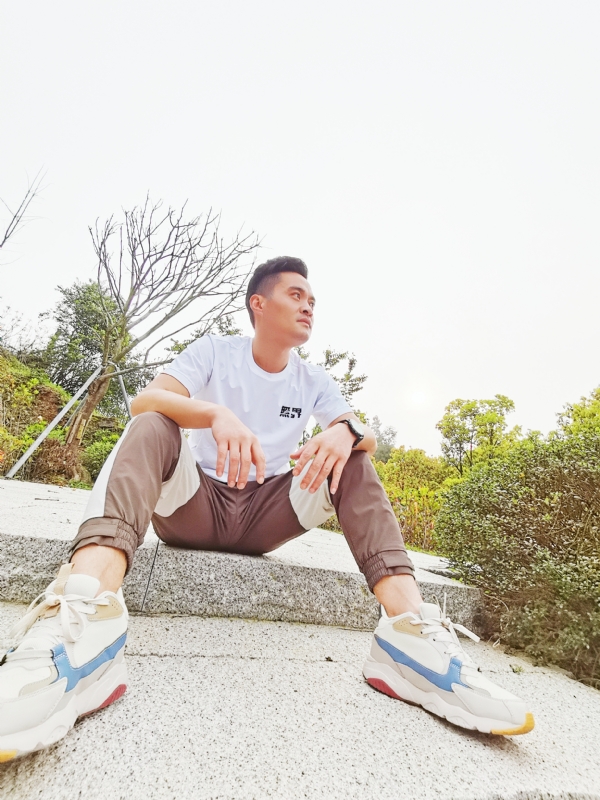 一个人，干净利落的第一张照片--金门征婚网