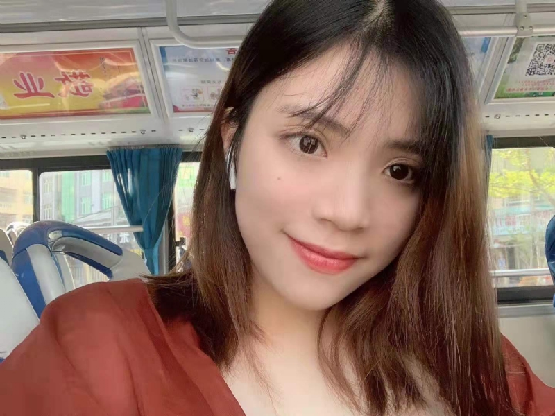 小眼睛的第一张照片--金门征婚网