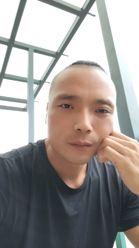 伯爵的第三张照片--金门征婚网
