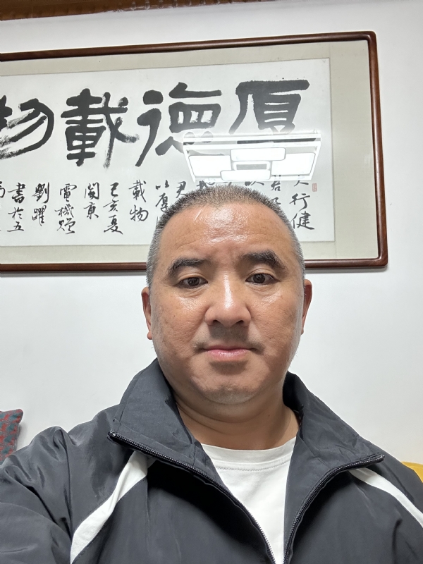 沉稳世界的第一张照片--金门征婚网